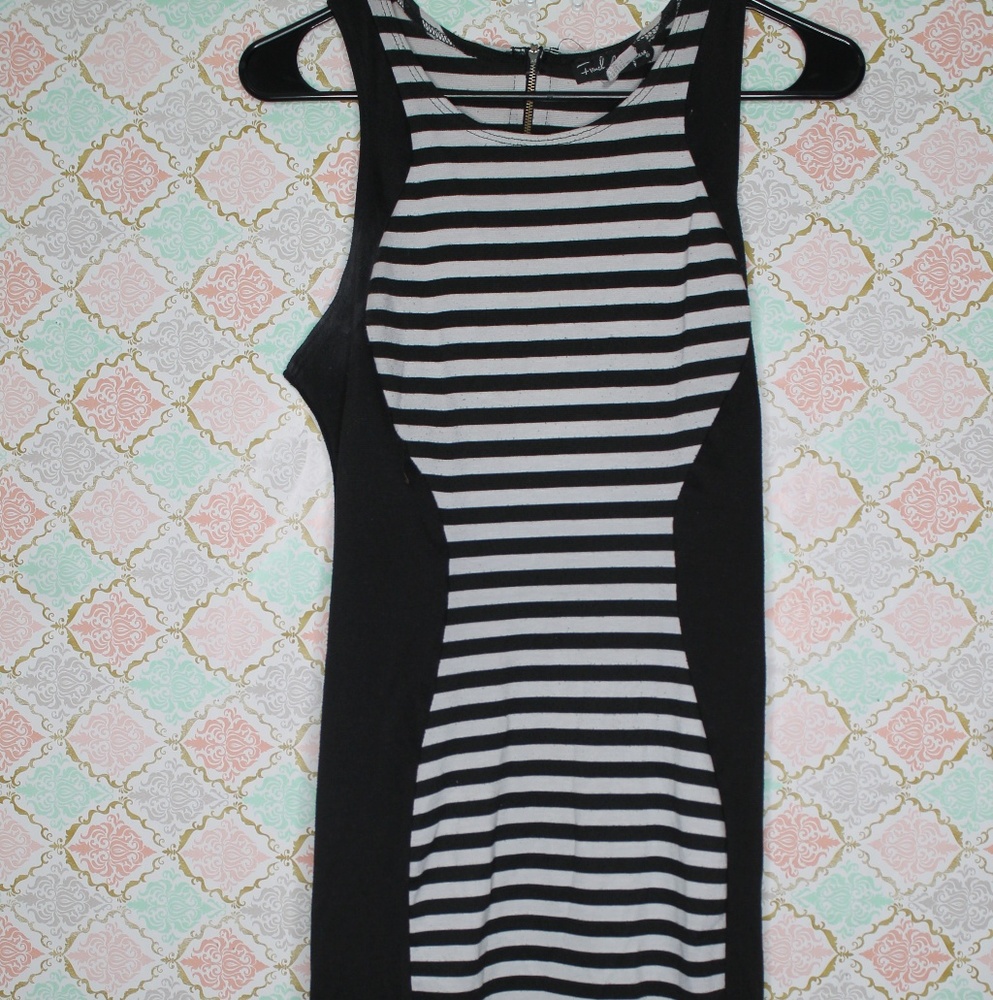 French Atmosphere B&W Striped Body Con Midi Dress